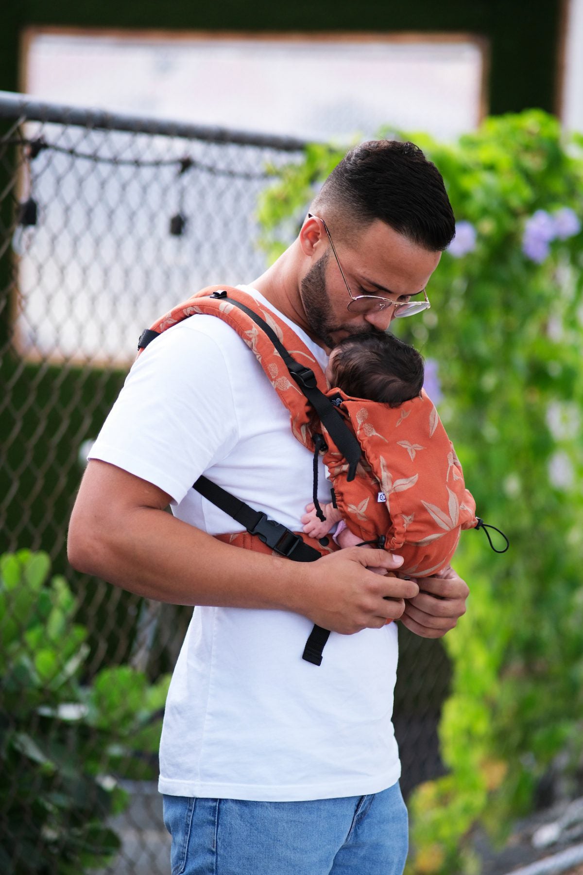 Mochila Ergonómica Neko Slings diseño Gemma Amber tamaño baby