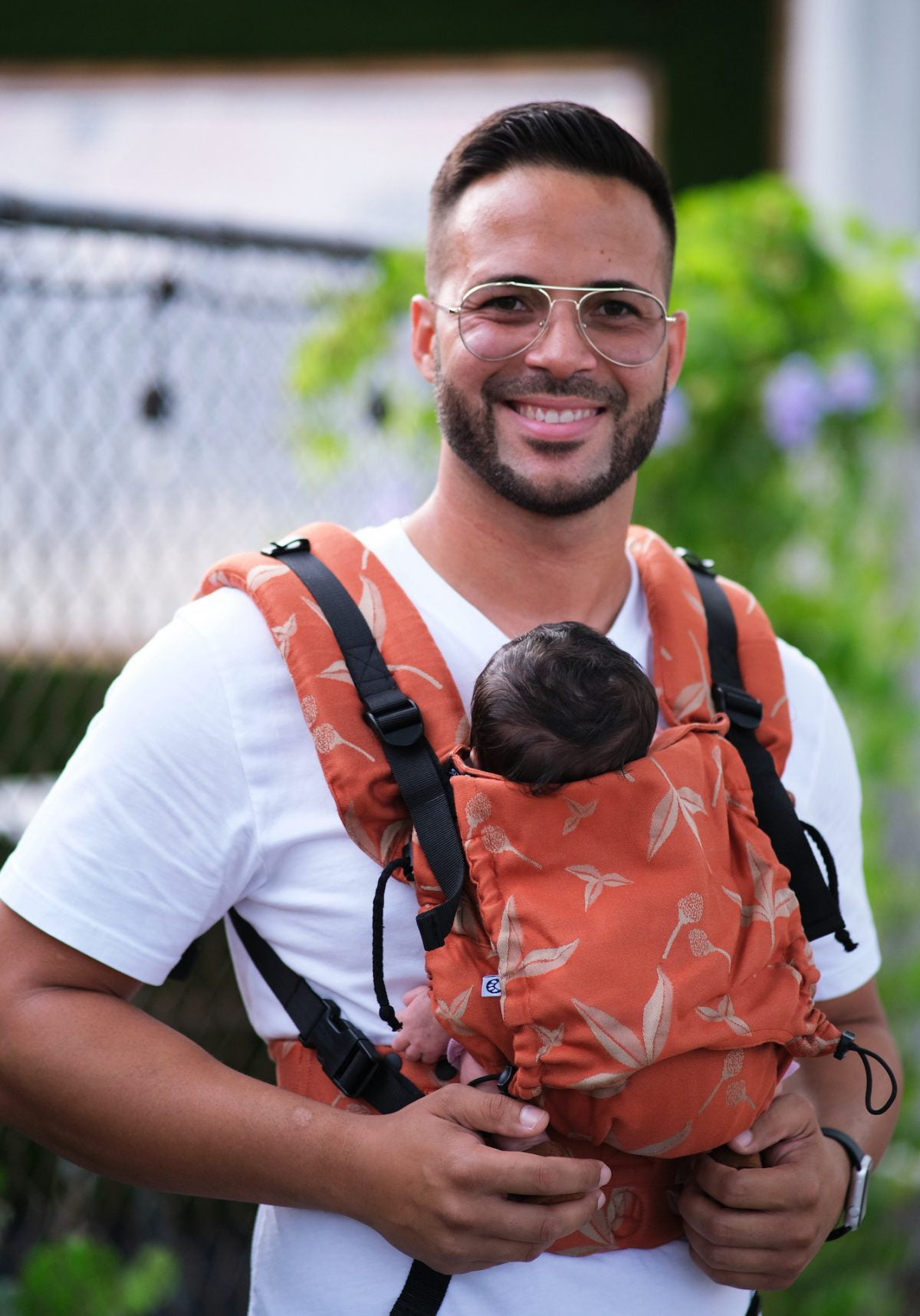 Mochila Ergonómica Neko Slings diseño Gemma Amber tamaño baby