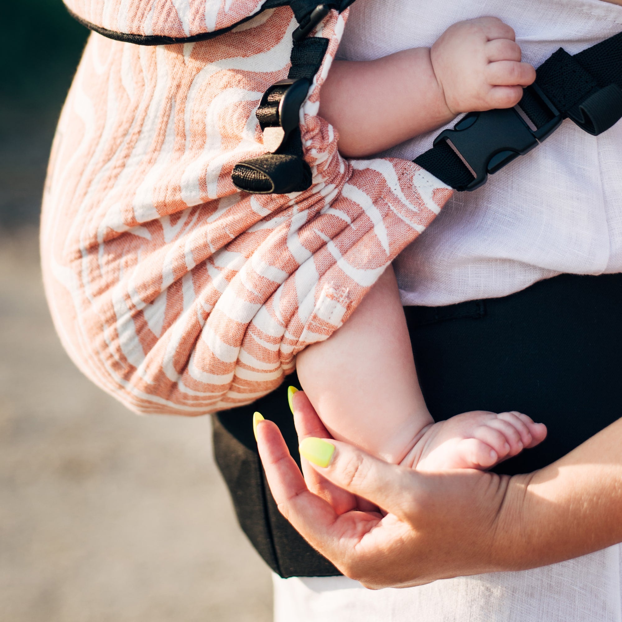 Asesoría porteo + regalo Mochila Ergonómica Combi UP – Nashslings