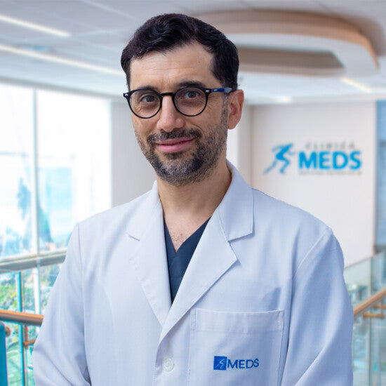 ¿Es necesario esperar la ecografía o radiografía de caderas para portear?