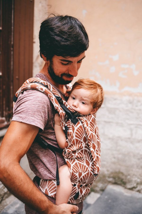 Clase de porteo + regalo portabebé Mochila Ergonómica Neko tamaño baby